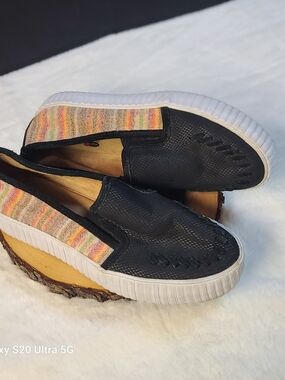 Reba By Justin Black Slip-On Women’s Casual Shoes with Multicolor Accent